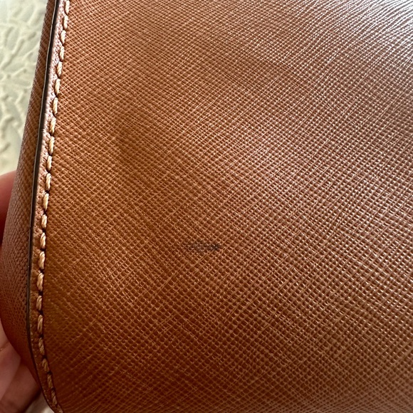 Used Michael Kors Medium Kellen in Saffiano Leather - Picture 15 of 15